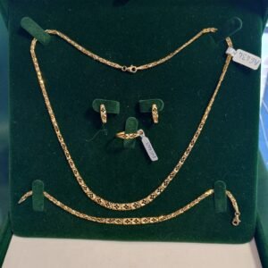 ensemble ciselé 1 or 18k, 11.83g
