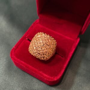 bague carrée ciselée, 4.45g