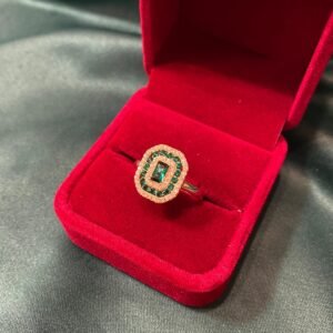 bague art déco, vert et blanc 3.70g