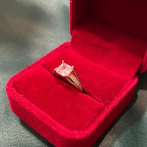 solitaire or jaune pierre carrée, 3.16g, taille 49